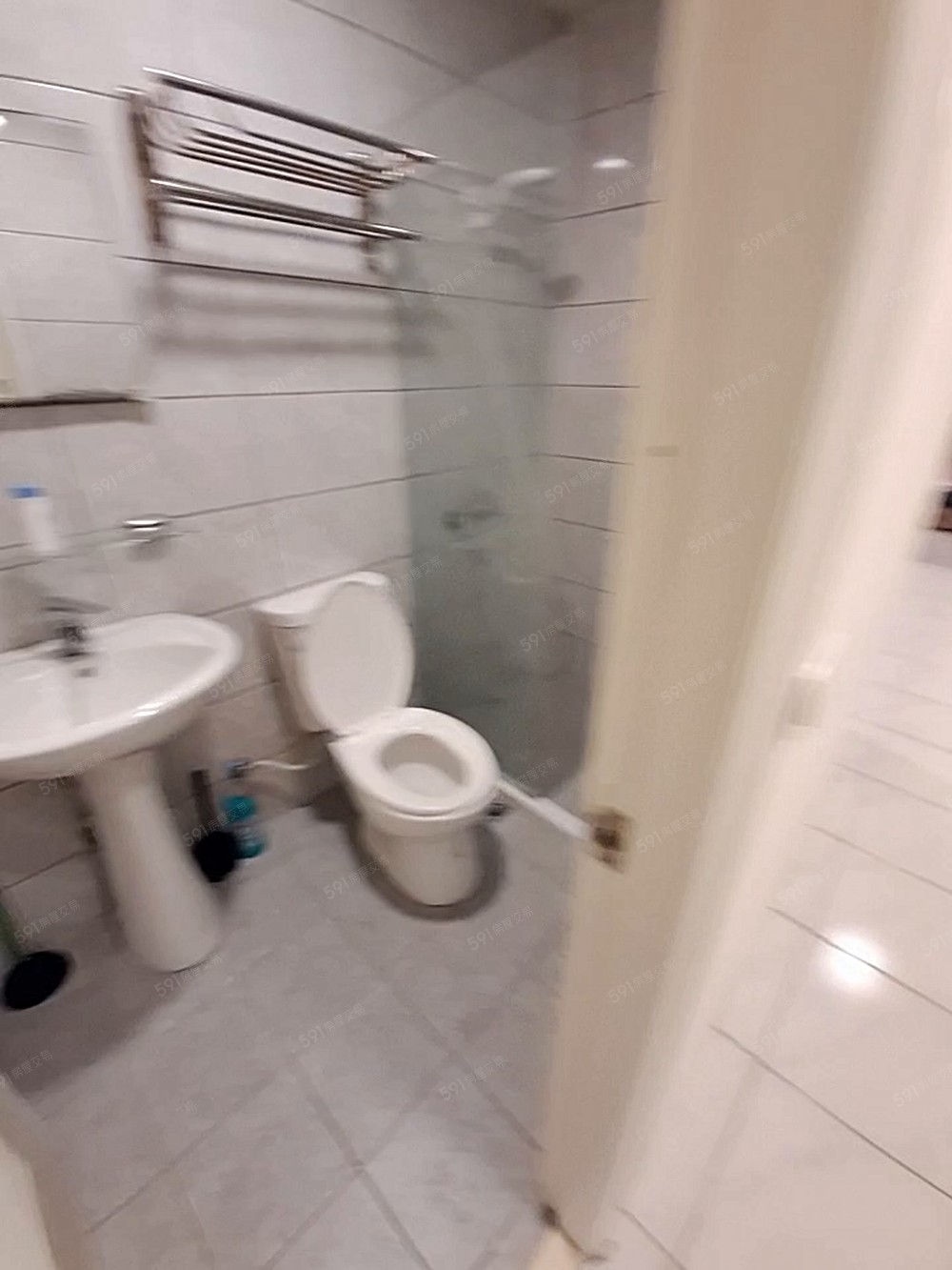 陽台一房一廳、可空屋可補家具、獨立出入 - Image 1
