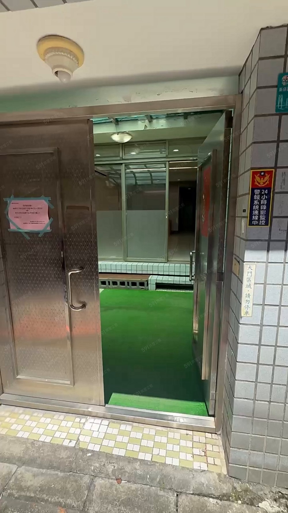 中正路靜巷1樓可停3台車