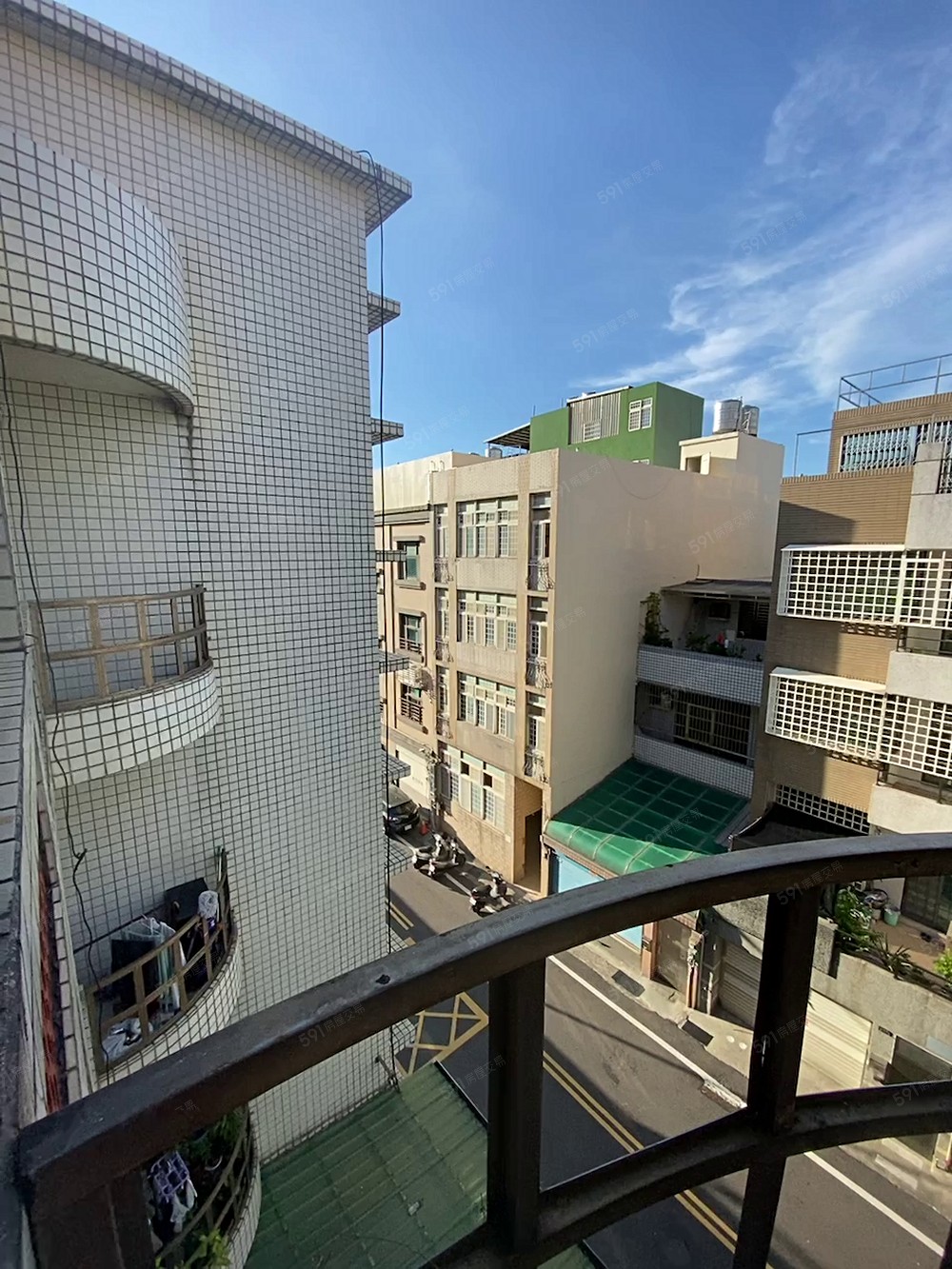 竹北租屋光明商圈全聯。陽台大套房獨洗第四台另平車 - Image 1