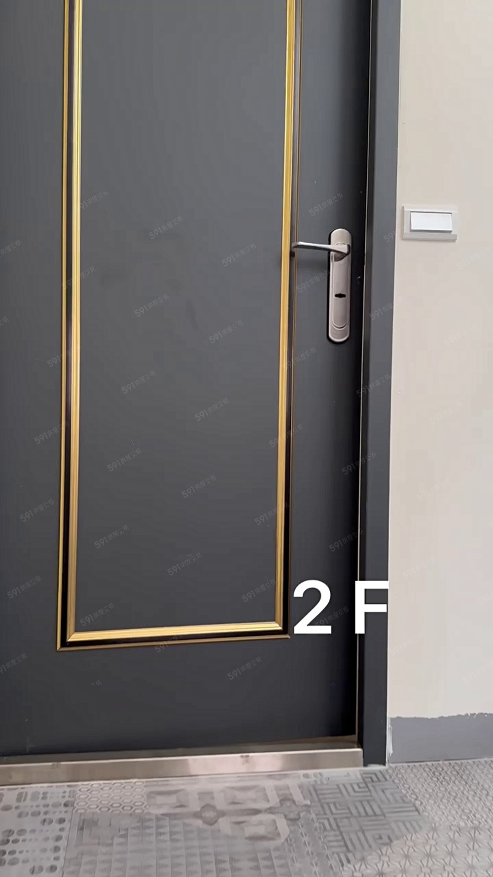 透天公寓邊間採光佳(屋主自租) - Image 1