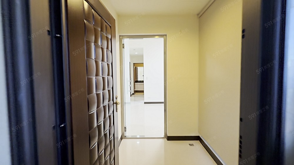 板橋民權路|電梯兩房|三鐵共構旁|屋況超佳 - Image 1