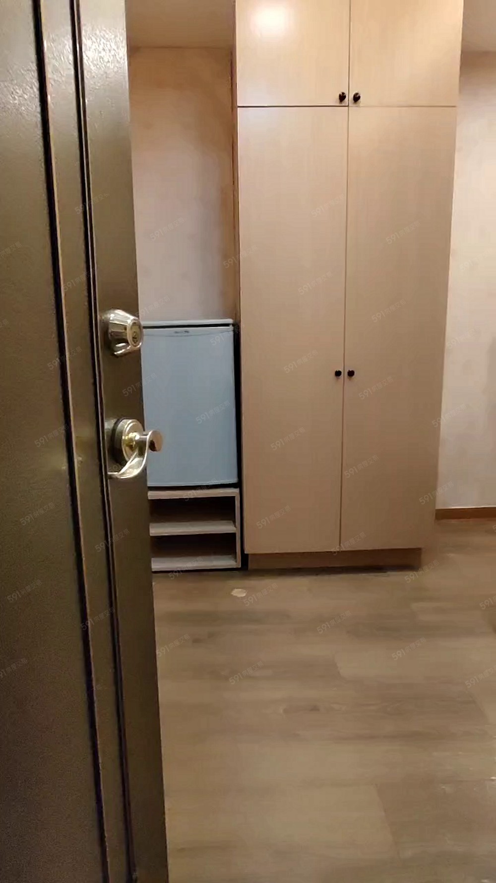 三和國中/可報稅租補/租金便宜走道窗通風傢俱齊全/生活機能佳 - Image 1