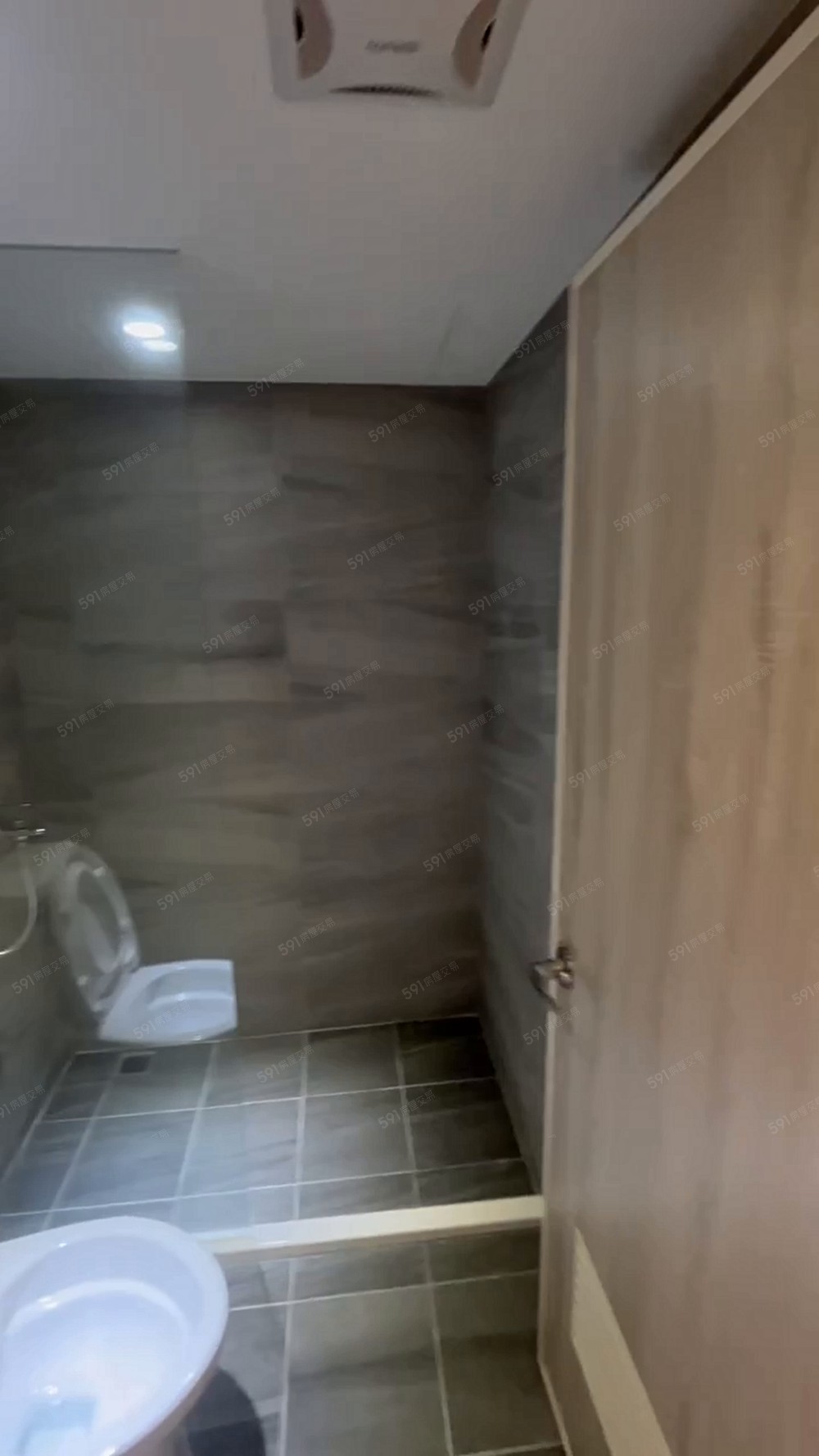 菜寮/可租補/裝潢精美採光通風乾濕分離/家具齊全/生活機能佳 - Image 1