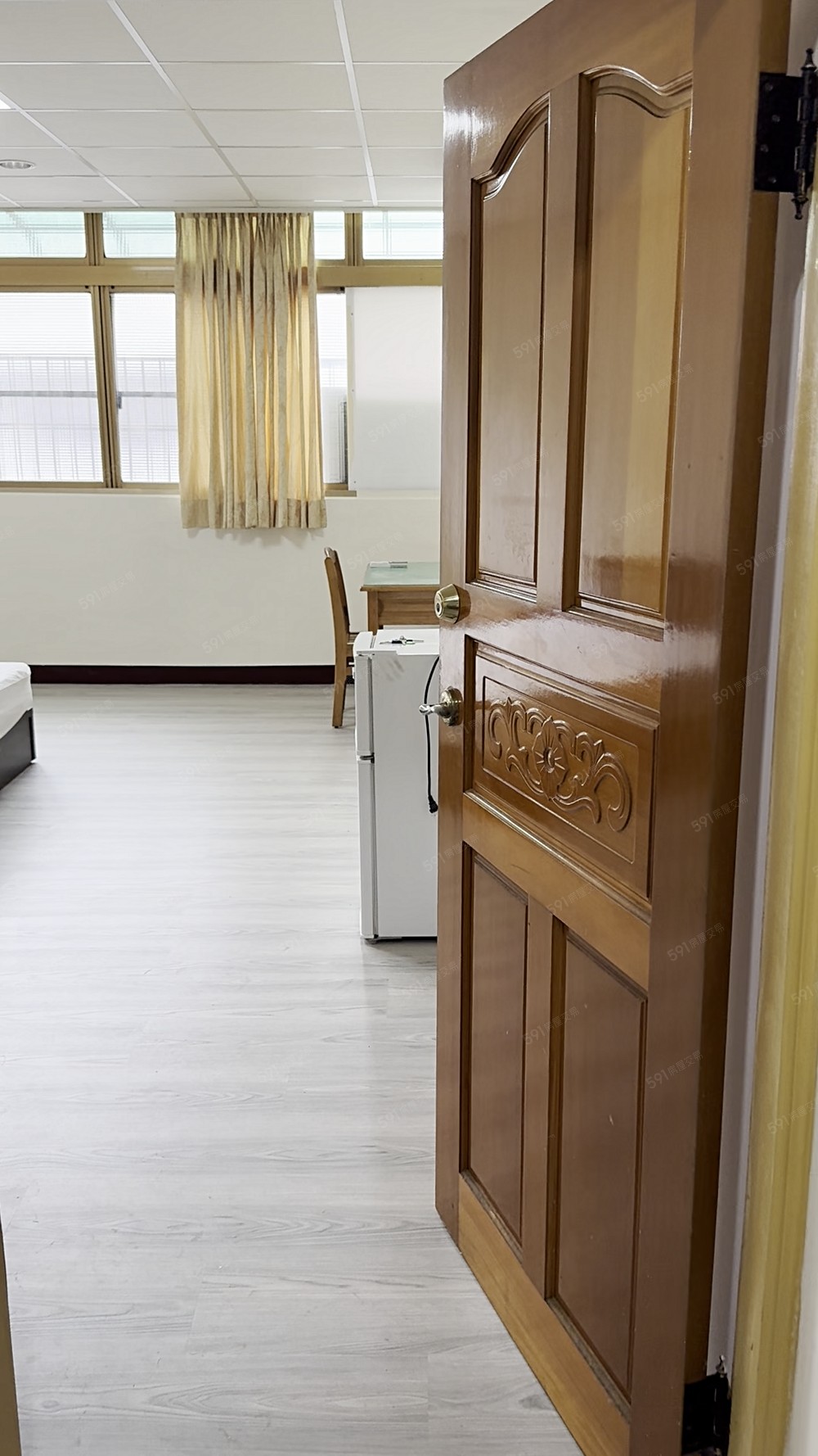 全新裝潢，環境單純，明亮通風，生活機能便利的套房 - Image 1