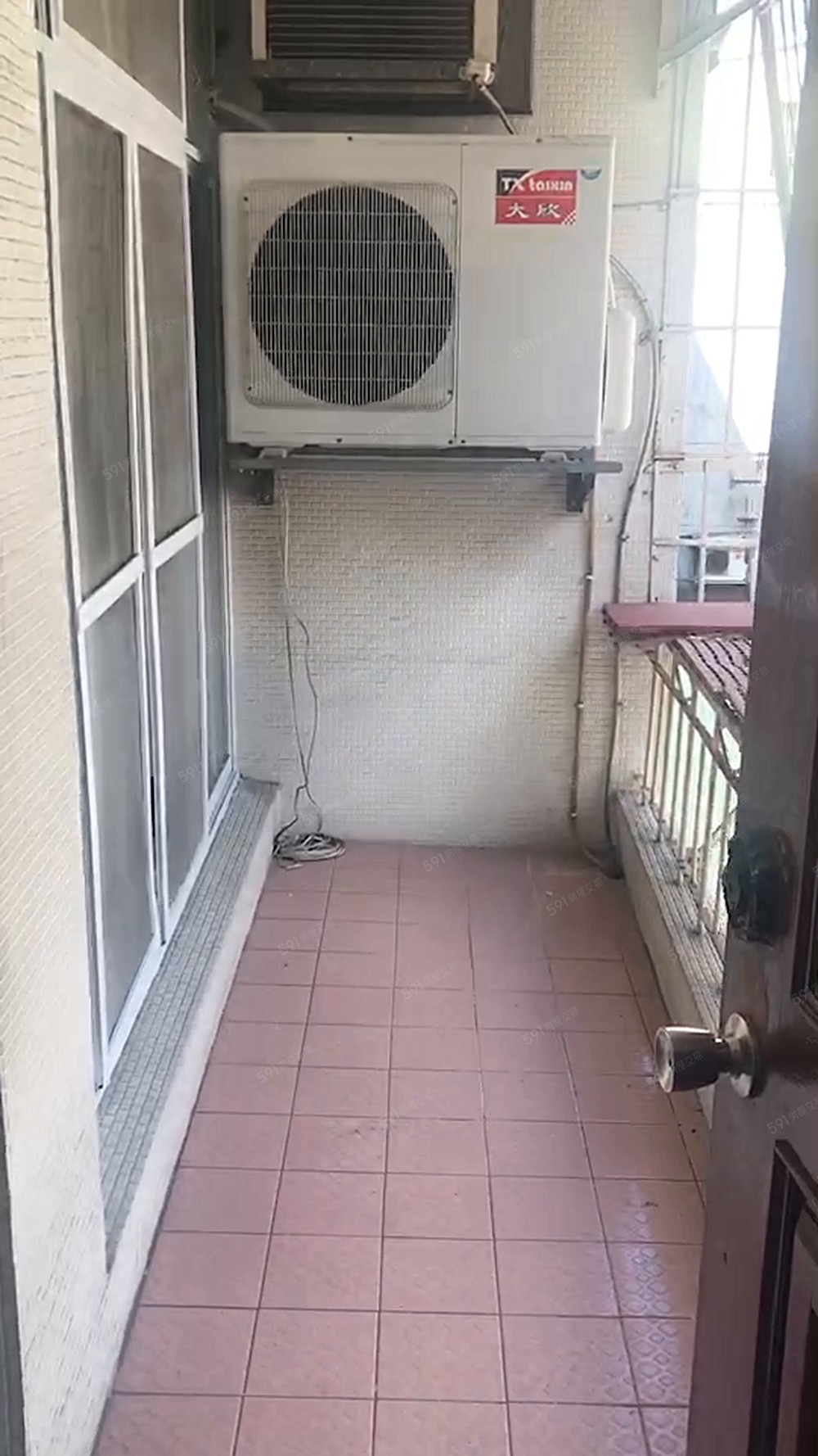 5分鐘新莊站三房邊間❤採光❤大空間❤可租補 - Image 1