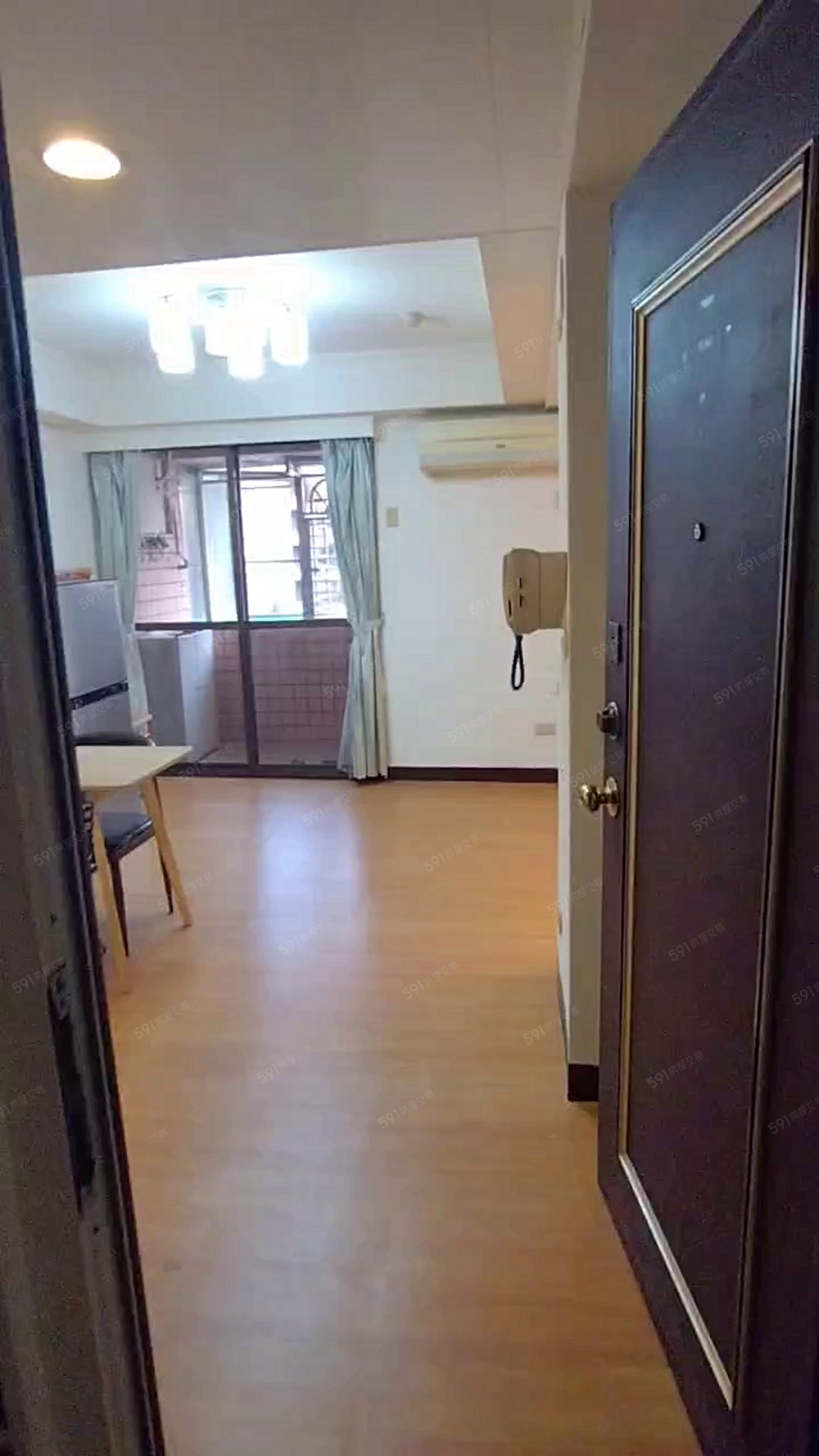 免仲可補助家具廚具全大套房 - Image 1