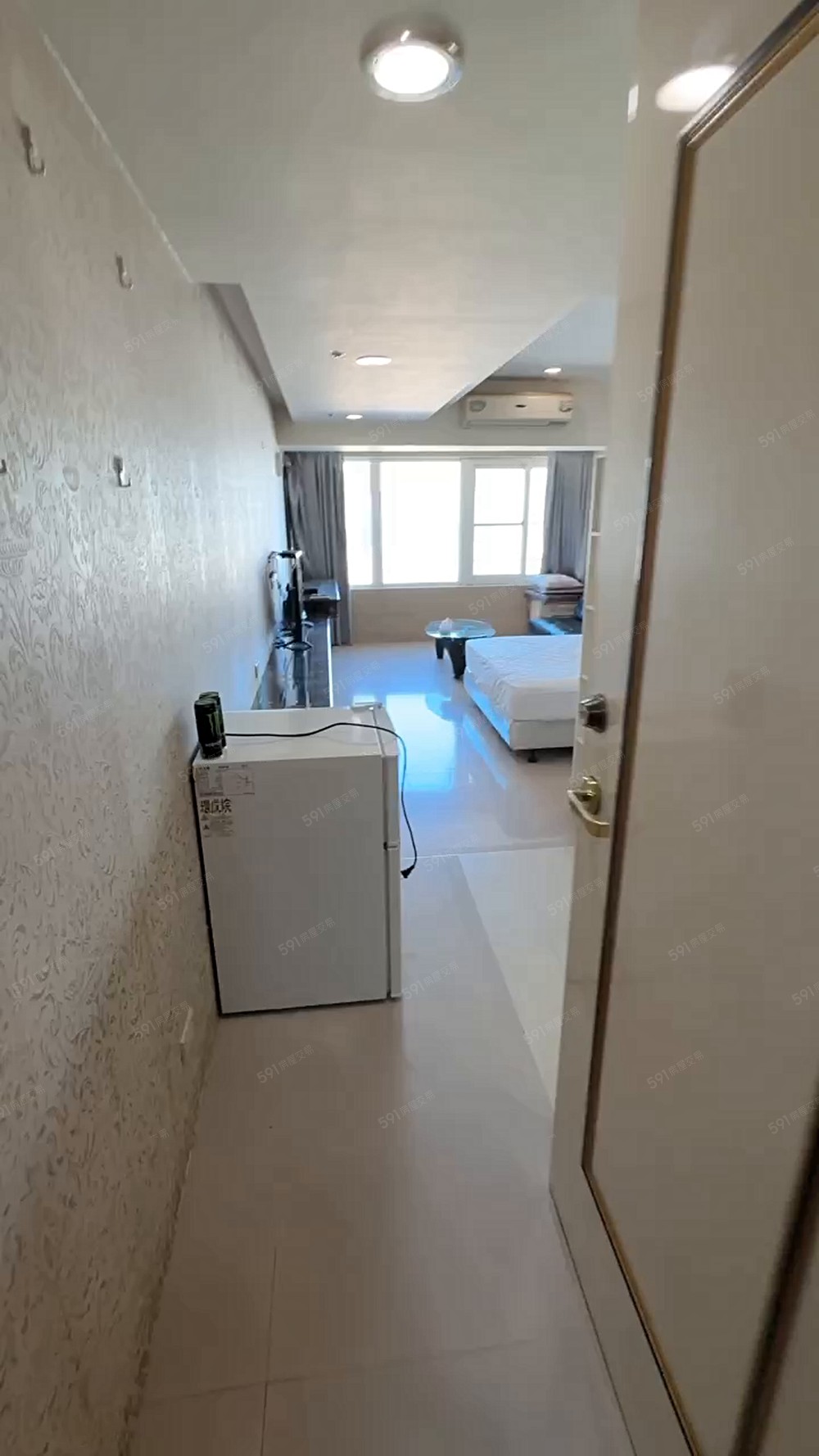 【租屋小雷達】近桃園夜市/電梯/獨洗/免追垃圾車/景觀大套房 - Image 1