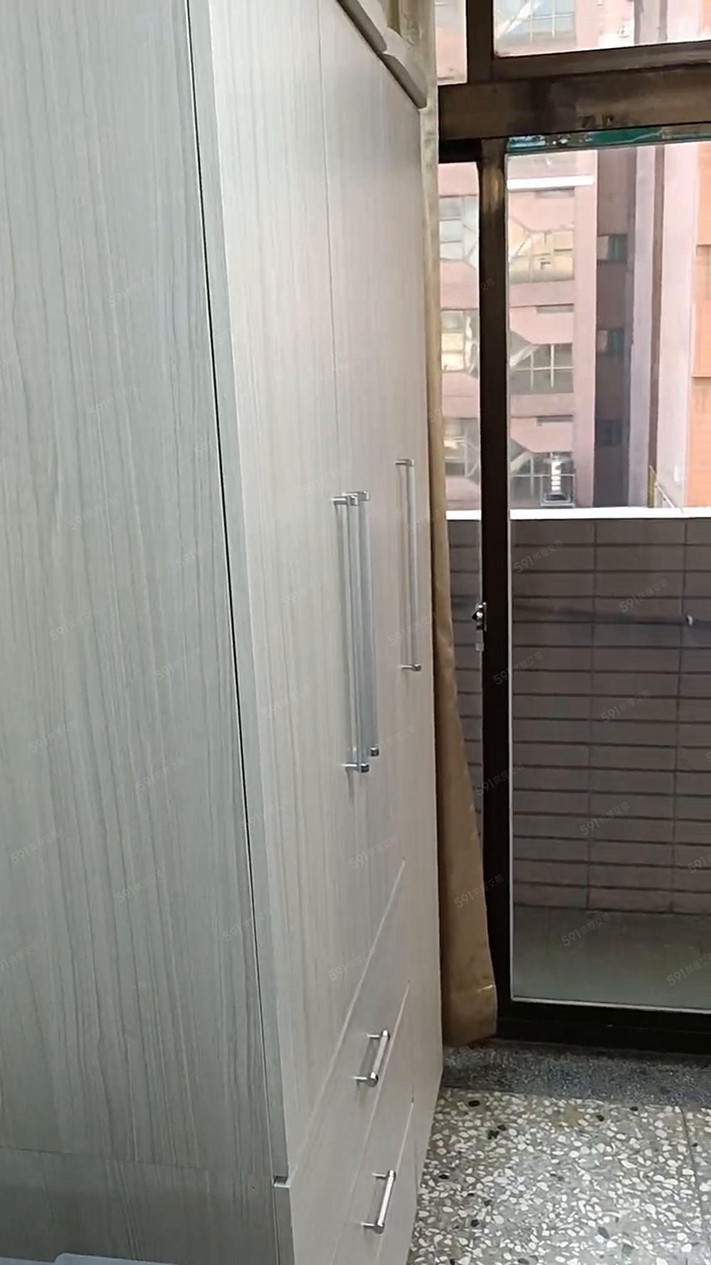 重新裝修套房.全面禁菸，寵物，烹飪，可租補 - Image 1