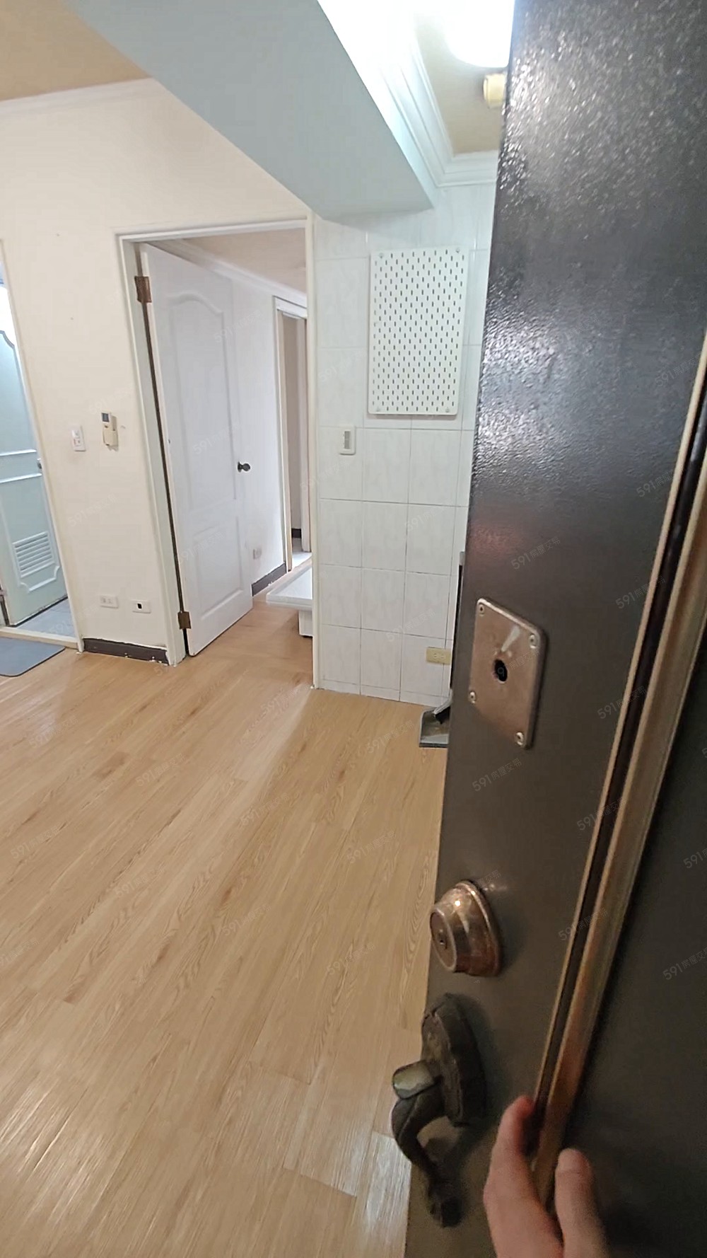 ［自租可租補］台水電陽台電梯1+1大套 - Image 1