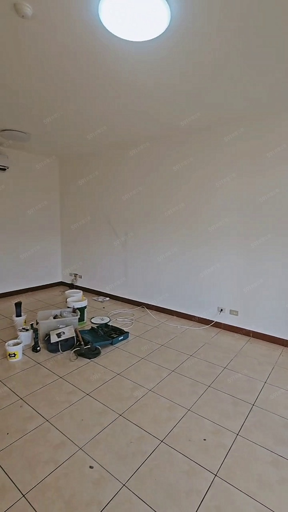 中和/可報稅租補入籍/現況交屋格局方正/採光通風雙陽台/機能 - Image 1