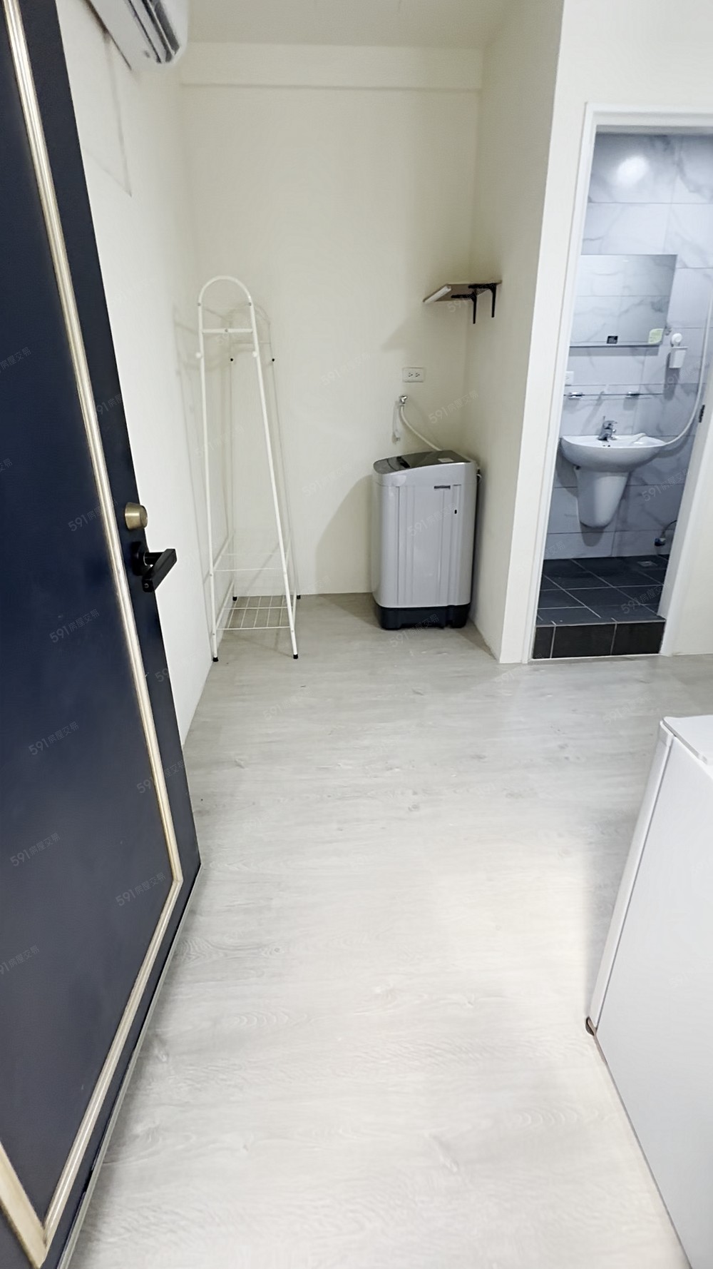 新裝修套房💎房東直租免仲💎西屯近逢甲 - Image 1