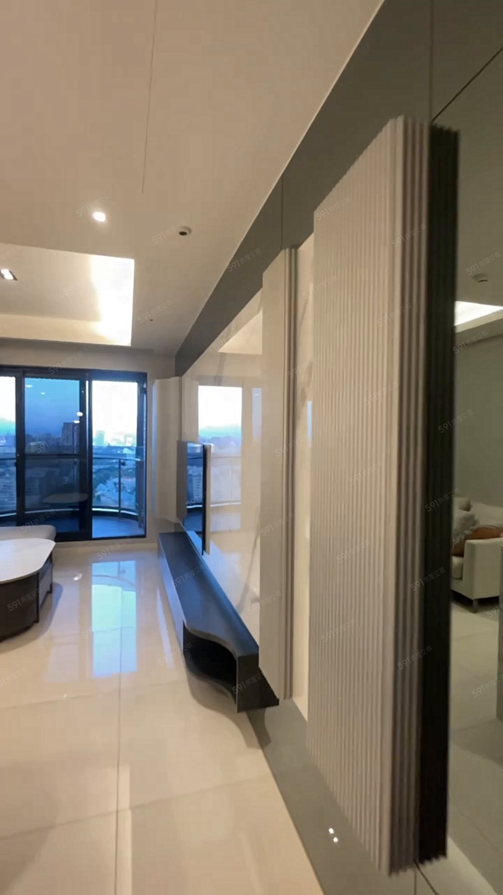 精銳fun未來🏠可報稅精裝三房全配視野戶/雙平車連號可租 - Image 1