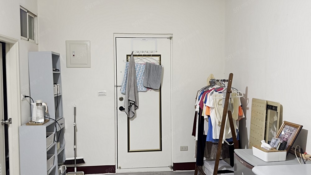 整潔大方有陽台大套房近億光電 - 591租屋網 - Image 1