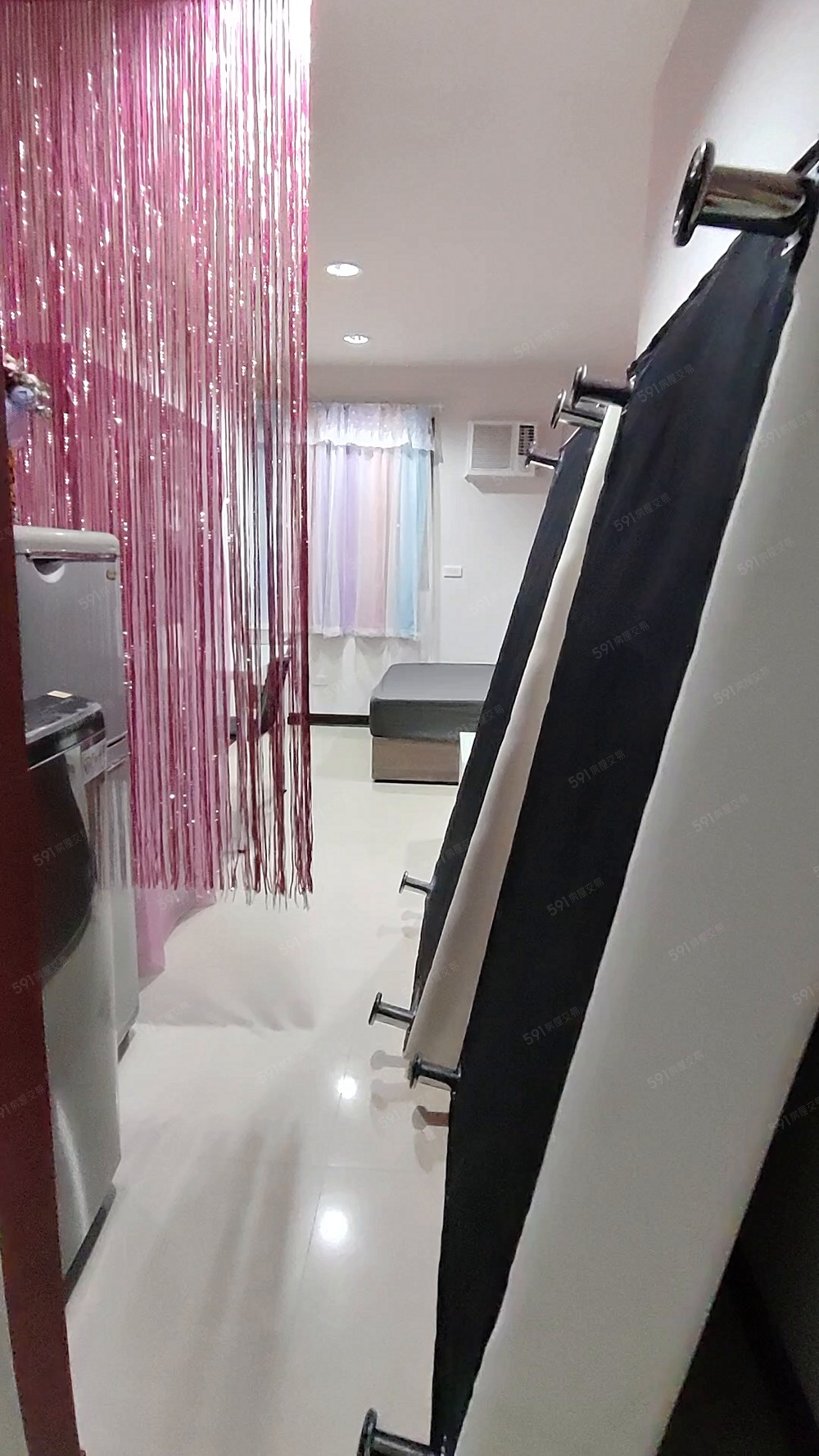 南勢角✨獨洗曬採光好✨全新裝潢首批入住✨變頻冷氣✨極美套房 - Image 1