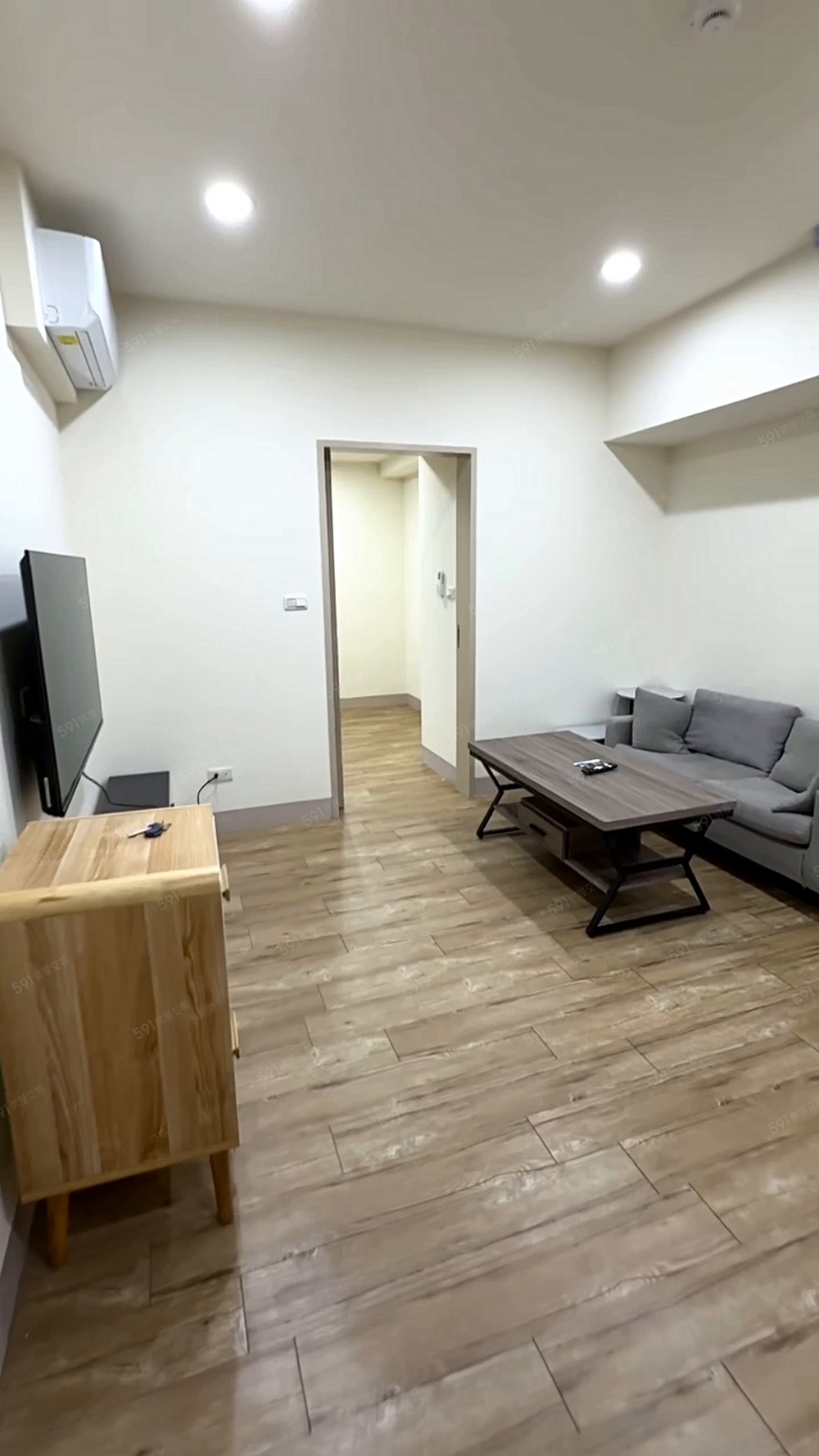 頂溪站8分鐘🚶管理員✨包裹垃圾代收‼️獨洗曬✨傢俱全配‼️ - Image 1