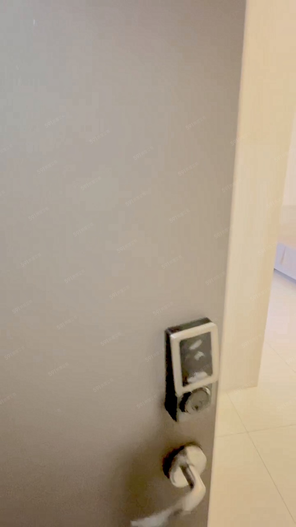 西區🔸電梯套房🔸系統裝潢🔸陽台獨洗🔸有車位可租 - Image 1