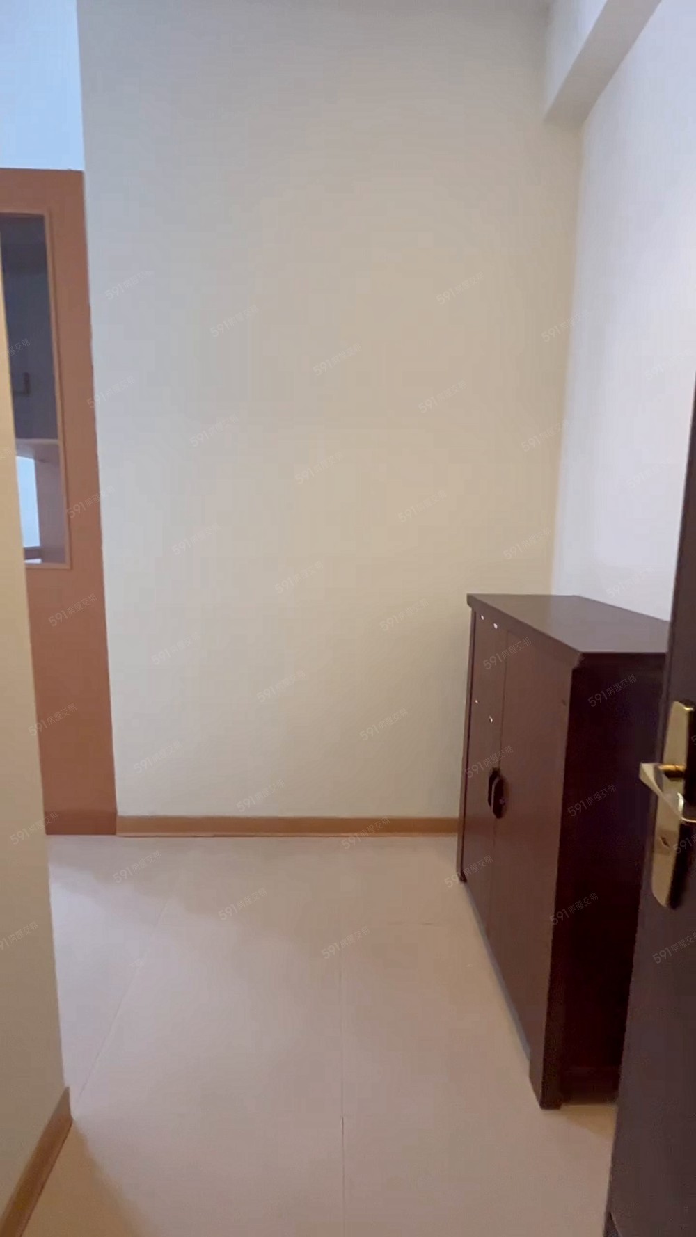 ⭐近SOGO海華麗緻獨立套房/可補助/免服務費/免仲介費⭐ - Image 1