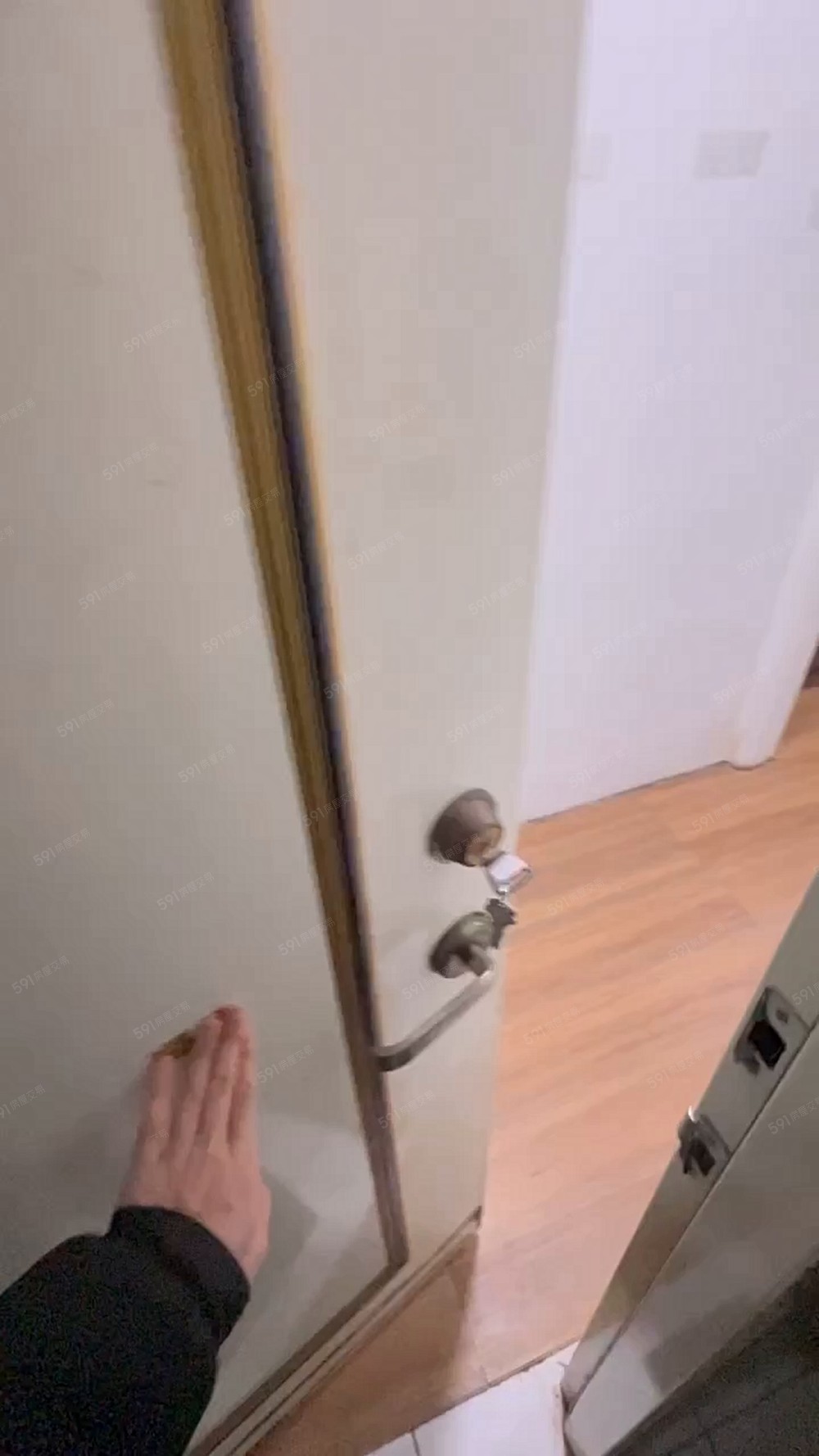 菜寮⭐️獨洗晒⭐️有浴缸⭐️1樓免爬高⭐️家具齊全 - Image 1