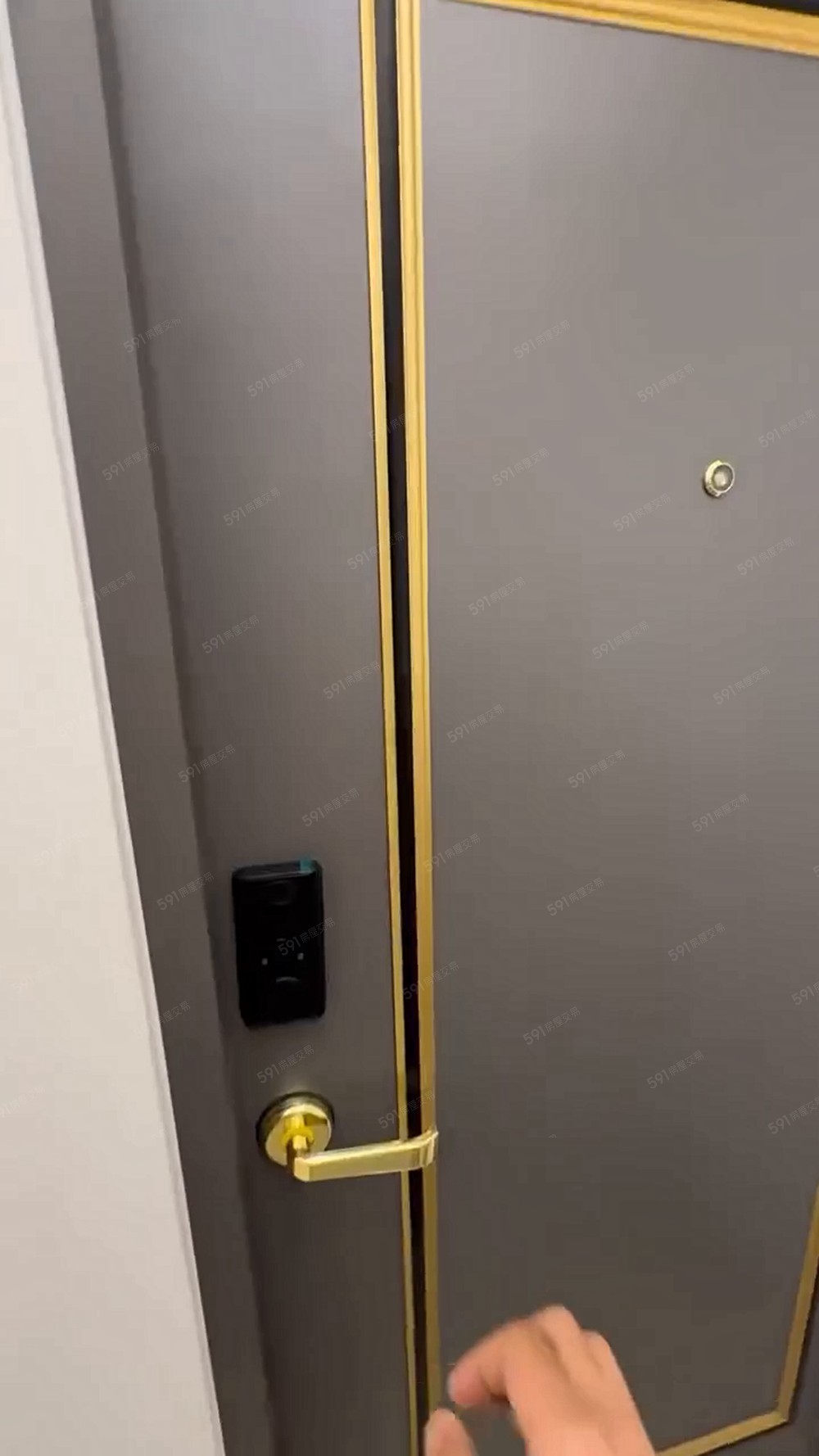 11/17退租💡近菜寮站低樓層新裝潢套房🌱皓煒 - Image 1