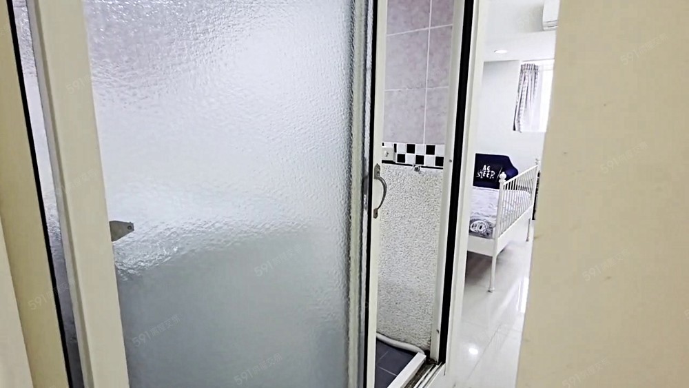 麥當勞商圈分租套房 - Image 1