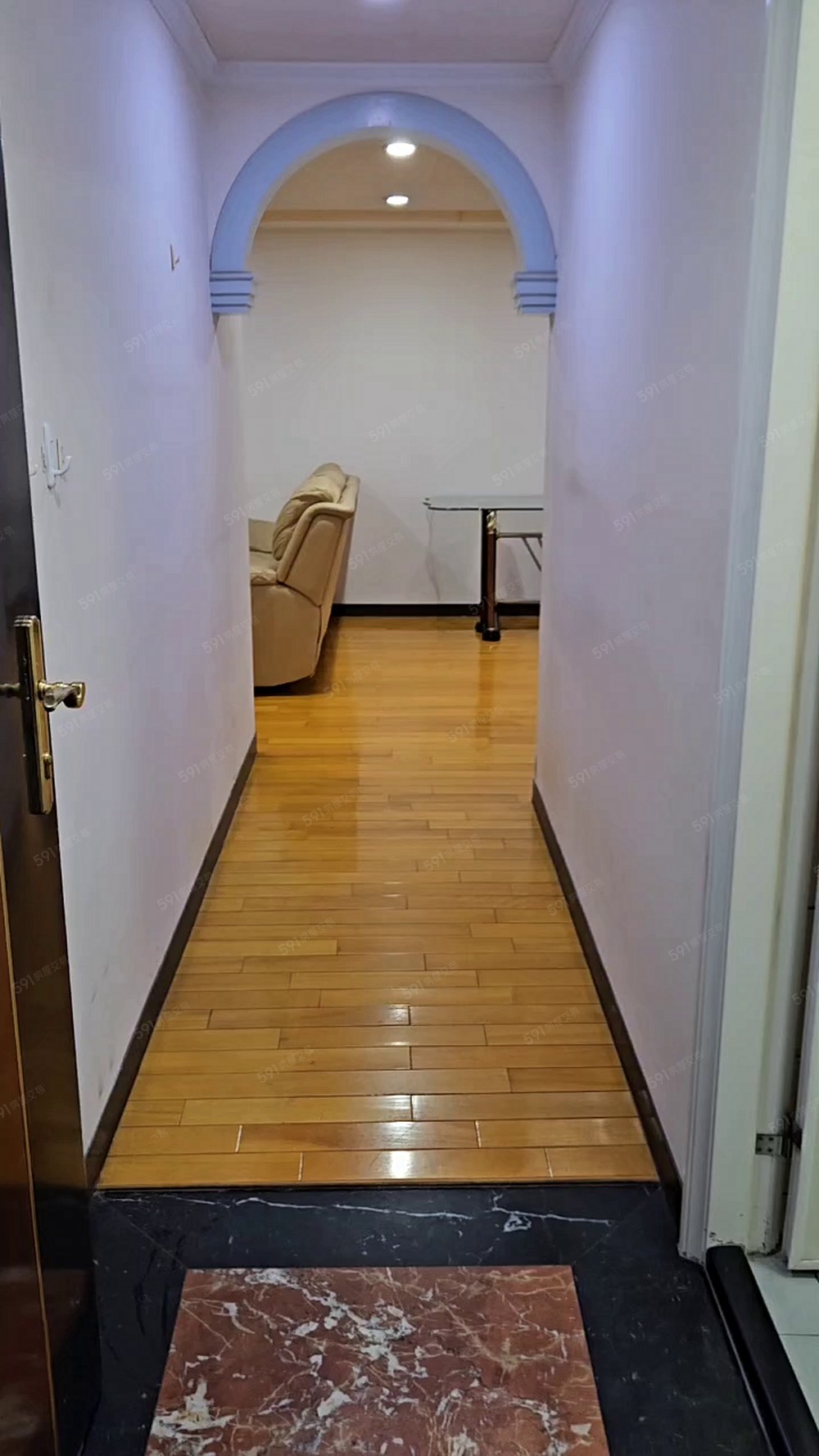 頂溪站.一大房.一大廳.雙衛.全配.可租補 - Image 1