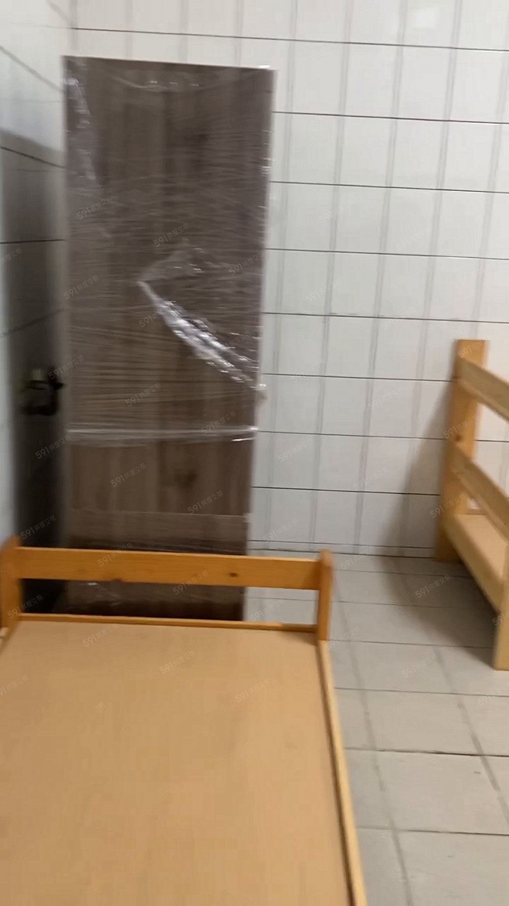 6房3衛及廚,房有多床可用 - Image 1