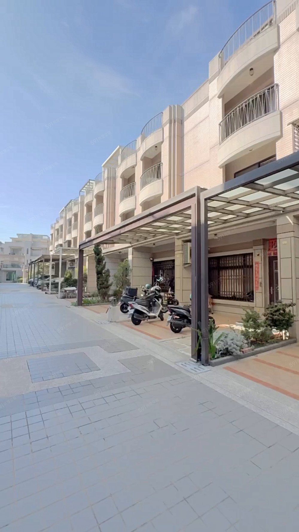 🏡沙鹿區四房電梯美宅出租✨ - Image 1