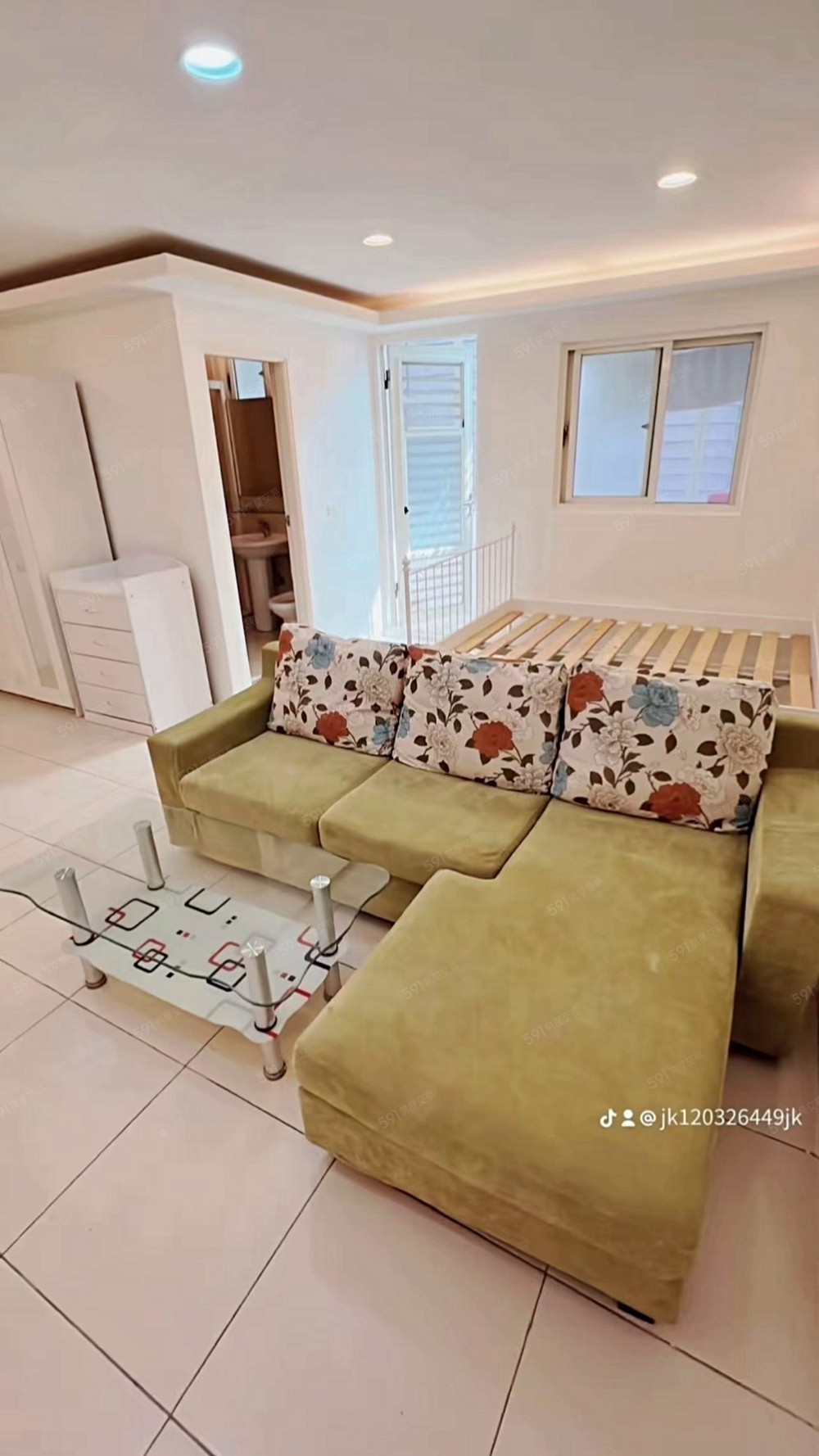 精緻套房陽台中興橋集成路 - Image 1