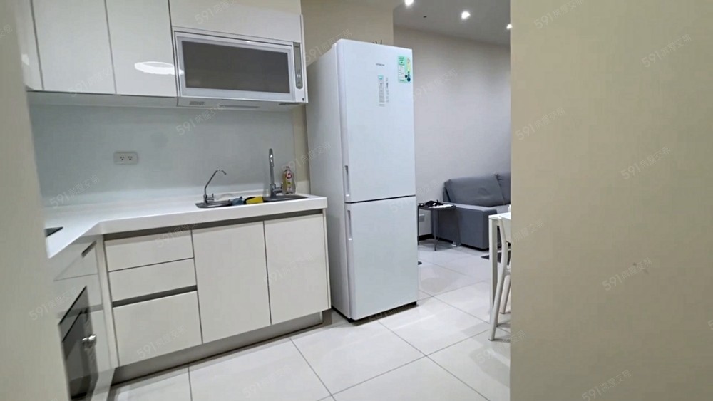 我是承辦💛輕屋齡J12輕奢宅3房平車 - Image 1