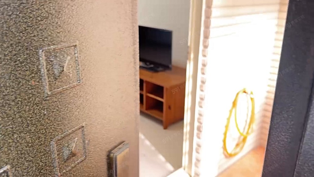 近文藻、近頂中交流道\有管理室可代收包裹 - Image 1