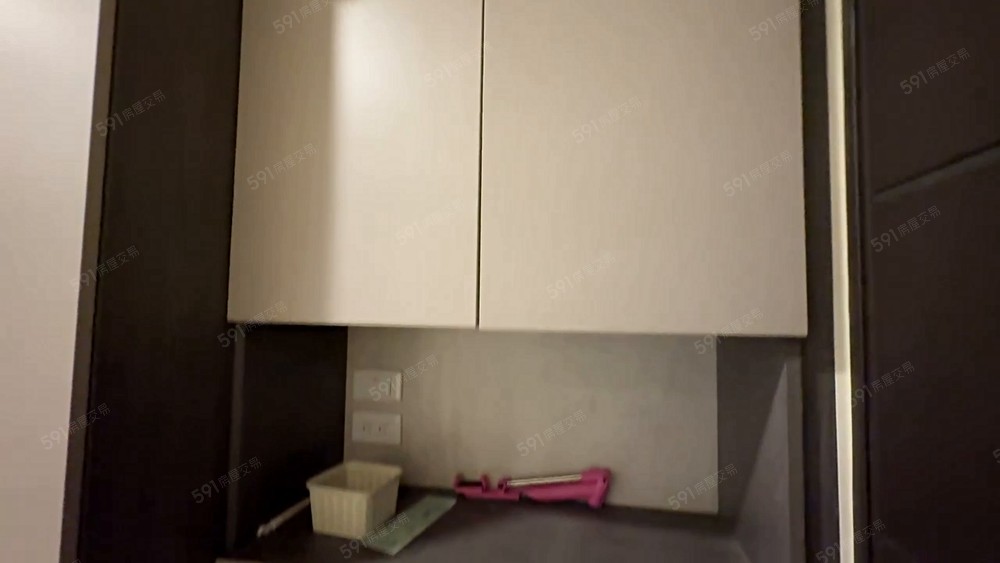 【空屋中】中原家樂福電梯大套房 - Image 1