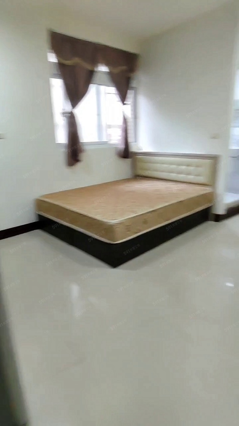 樹林💥採光通風💥獨洗曬💥變頻冷氣💥獨立陽台💥免爬高 - Image 1