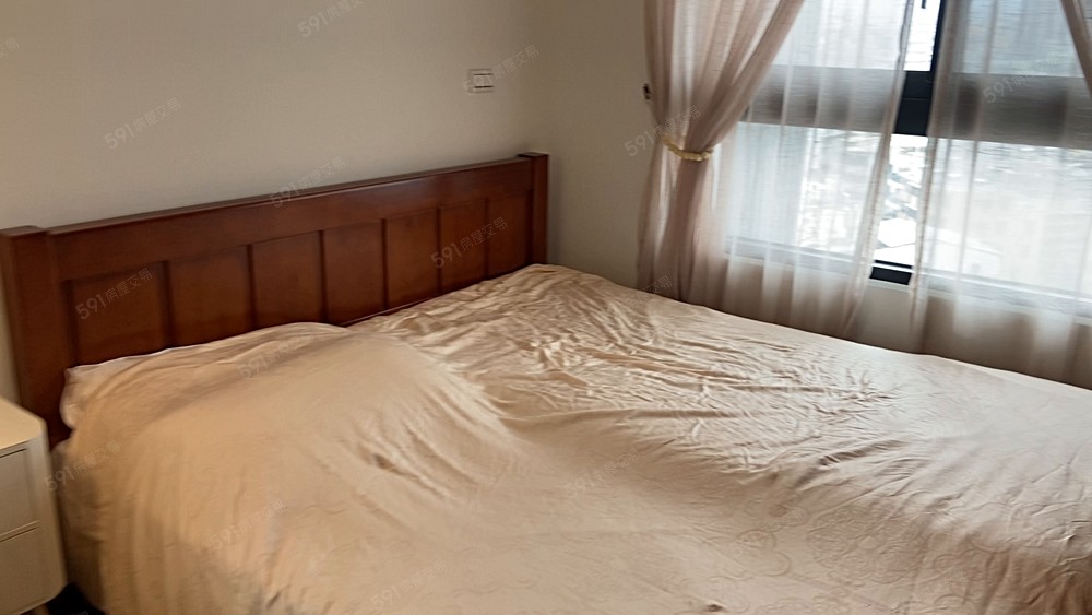 台中水湳✨瑞恩悅琚✨高樓層三面採光三房出租✨女生可分租 - Image 1