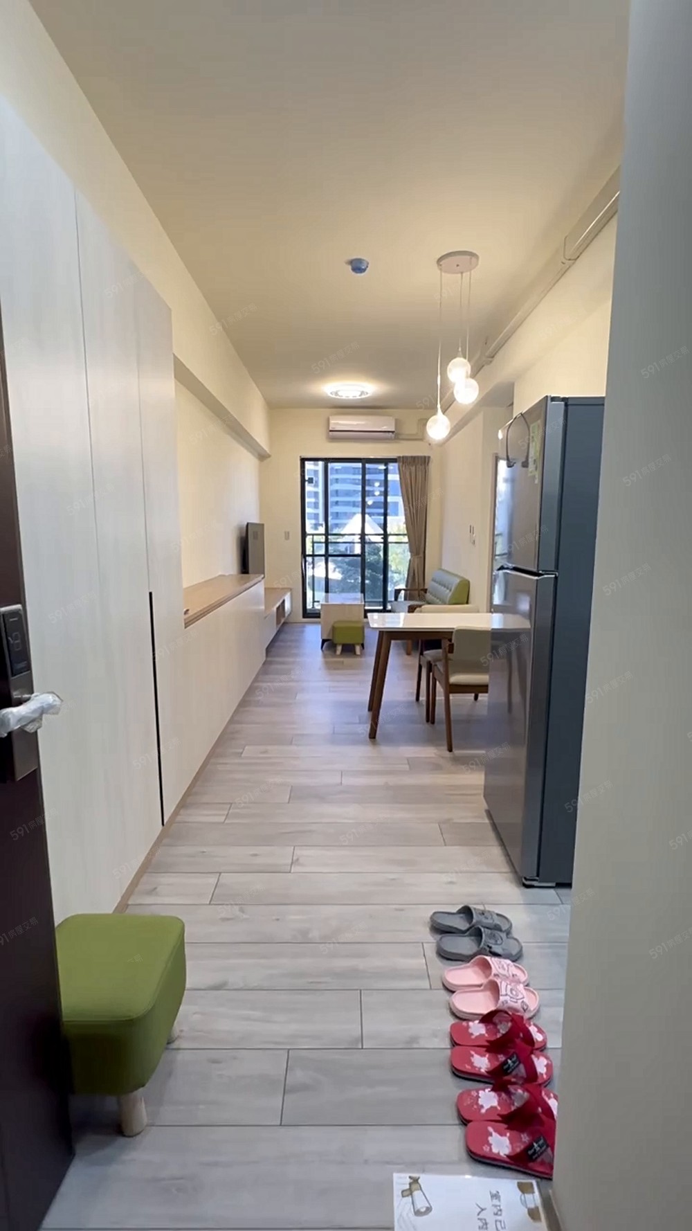 昌佑閱灣兩房含管26800附家電具 - Image 1