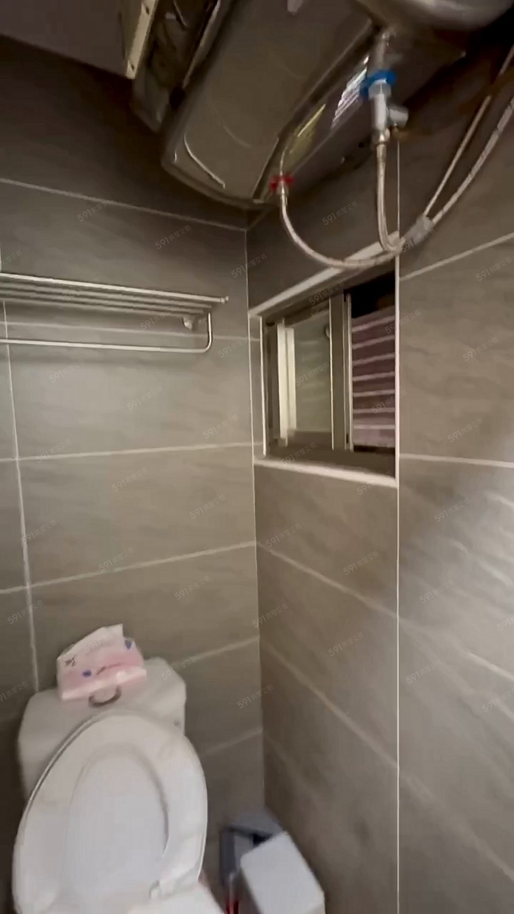 海山✨採光通風獨洗✨垃圾代收✨免爬高✨傢俱齊全大空間 - Image 1