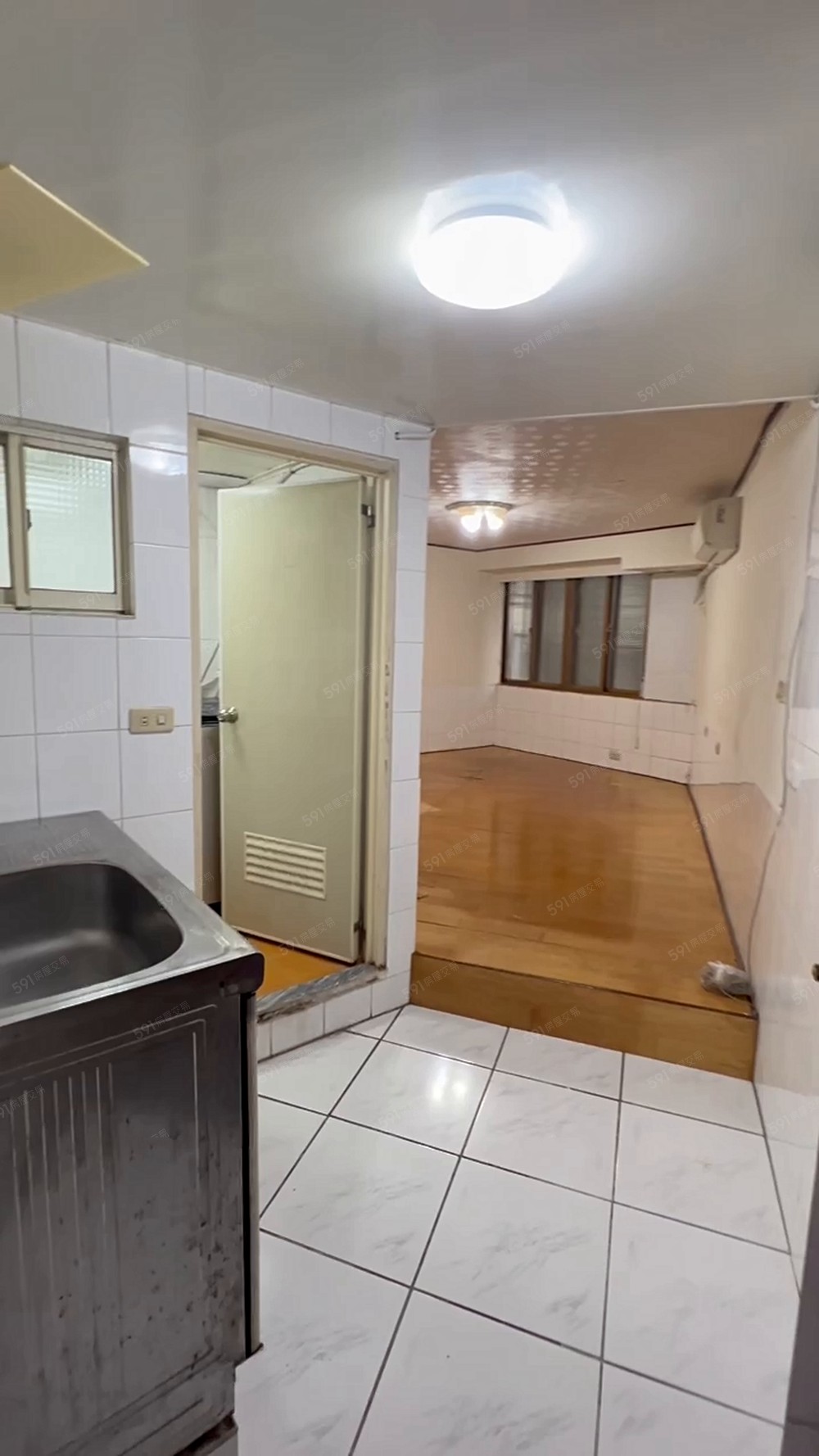 西門町社宅+和式房+附廚房+每年新家俱+24hr管理掛號垃圾 - Image 1