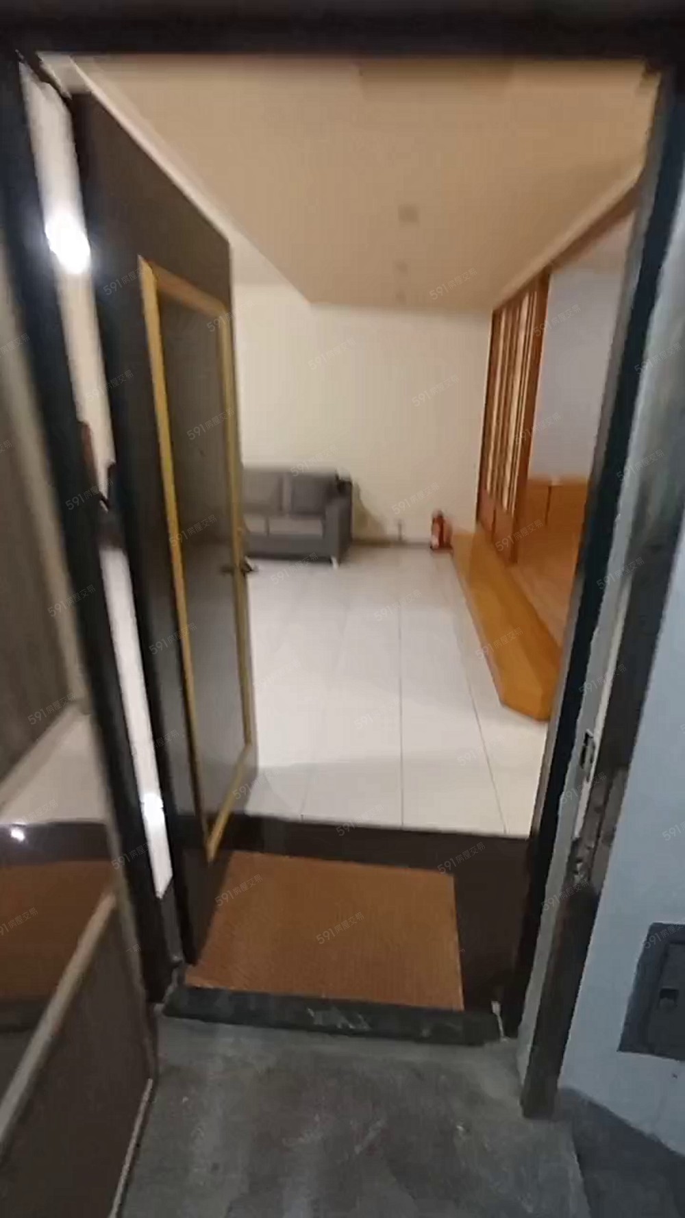 可租補三房民族路鷺江國小新裝美寓 - Image 1