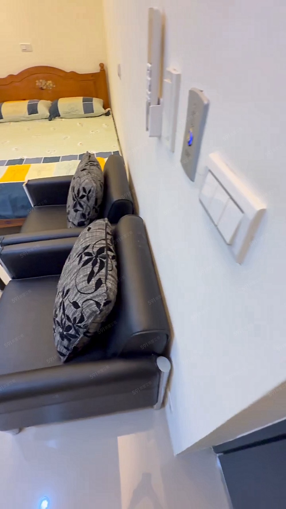 迴龍捷運3分鐘！獨立陽台！寧靜溫馨！ - Image 1