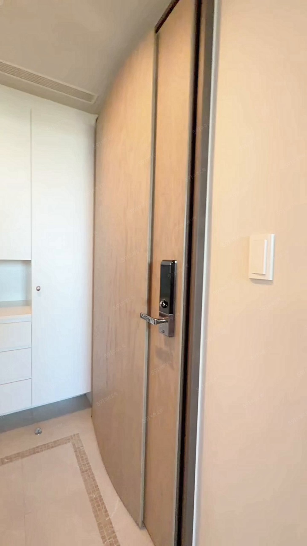 ❗️龍寶建設戶✨稀有百萬裝潢✨可租補戶籍✨雙平車 - Image 1