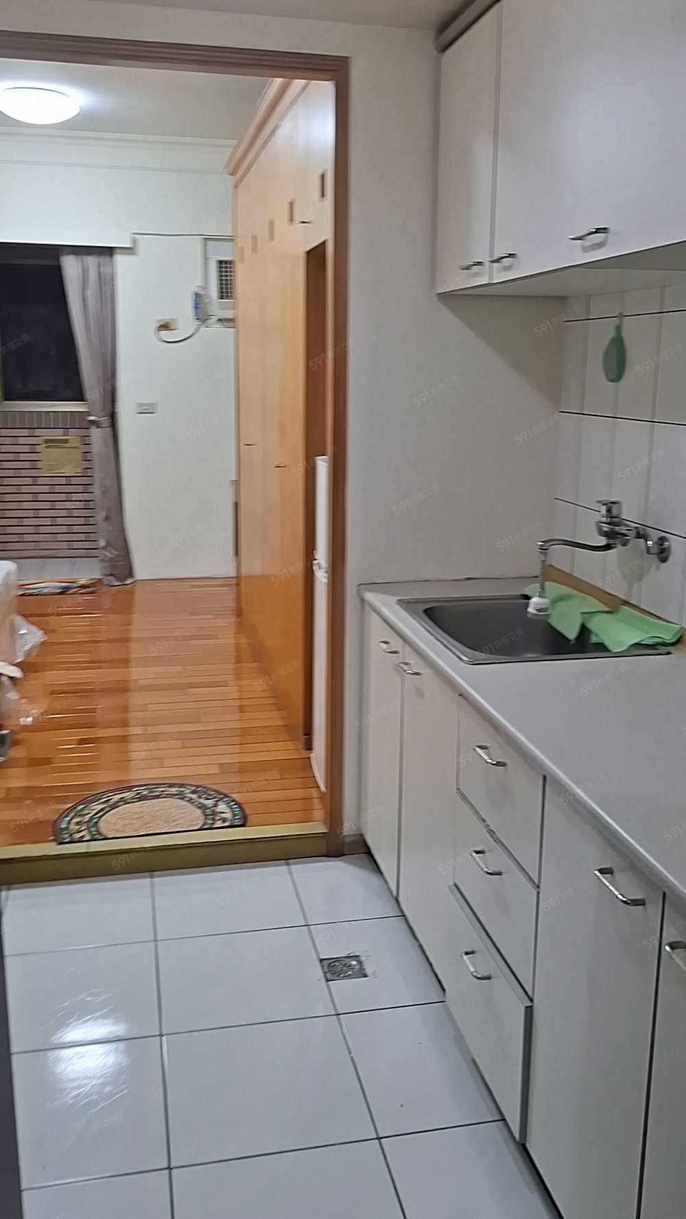 歐鄉獨立套房.家具家電俱全.可租補 - Image 1