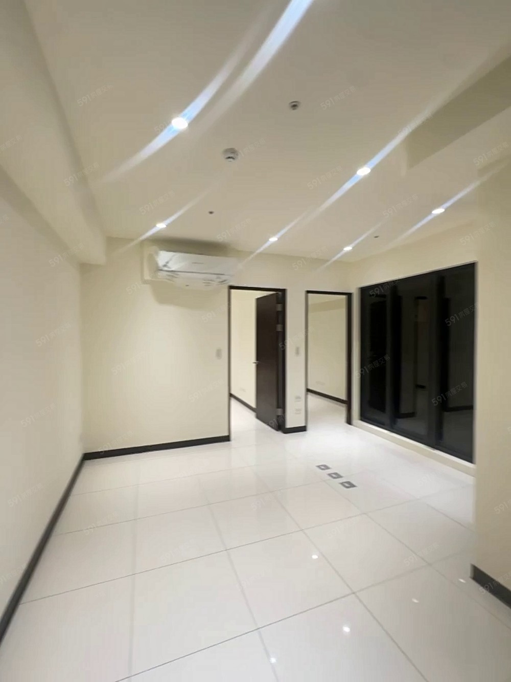 中和、台水電/可租補報稅入籍❣️採光通風/全新裝潢🏡 - Image 1