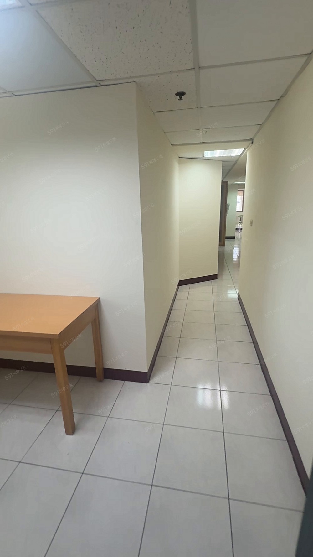 楠梓站前大樓四房電梯大樓 - Image 1