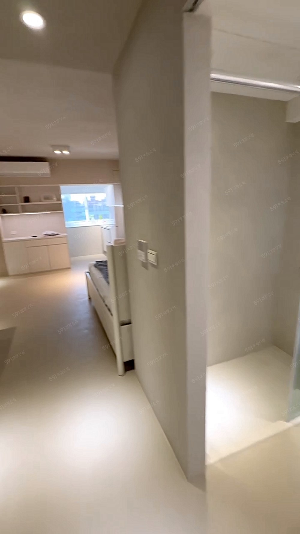 民權西路🏠可租補稅籍/全新裝潢採光通風/獨立陽台/垃圾代收 - Image 1