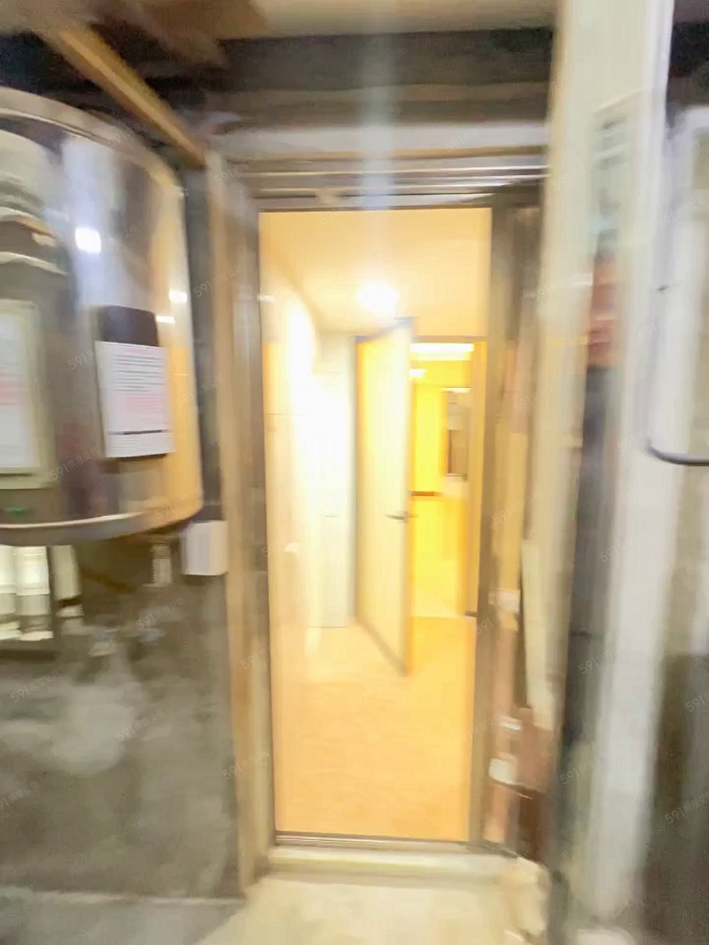 府中⚡️免爬高☀️採光佳☀️獨立陽台☀️傢俱齊☀️獨洗曬☀️ - Image 1