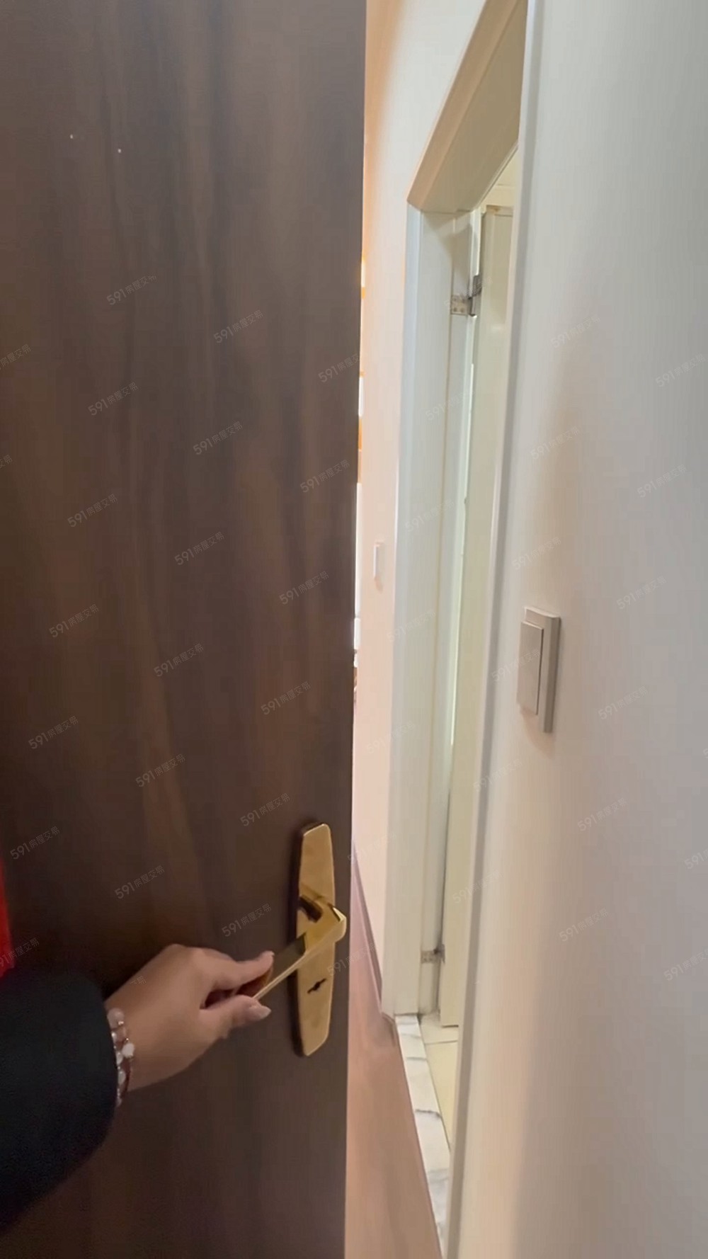 江子翠🚝租補戶籍寵物✅24H管理/包裹垃圾代收🏘️ - Image 1