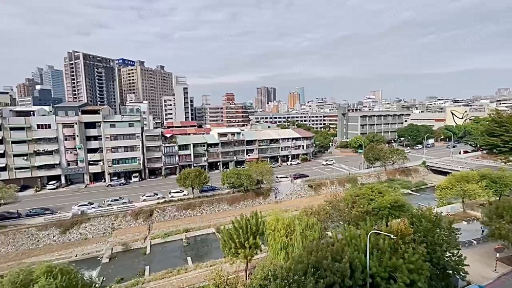 可租補/戶籍🔥L型沙發/更衣室💖3+1房/全配✅無限棟距 - Image 1