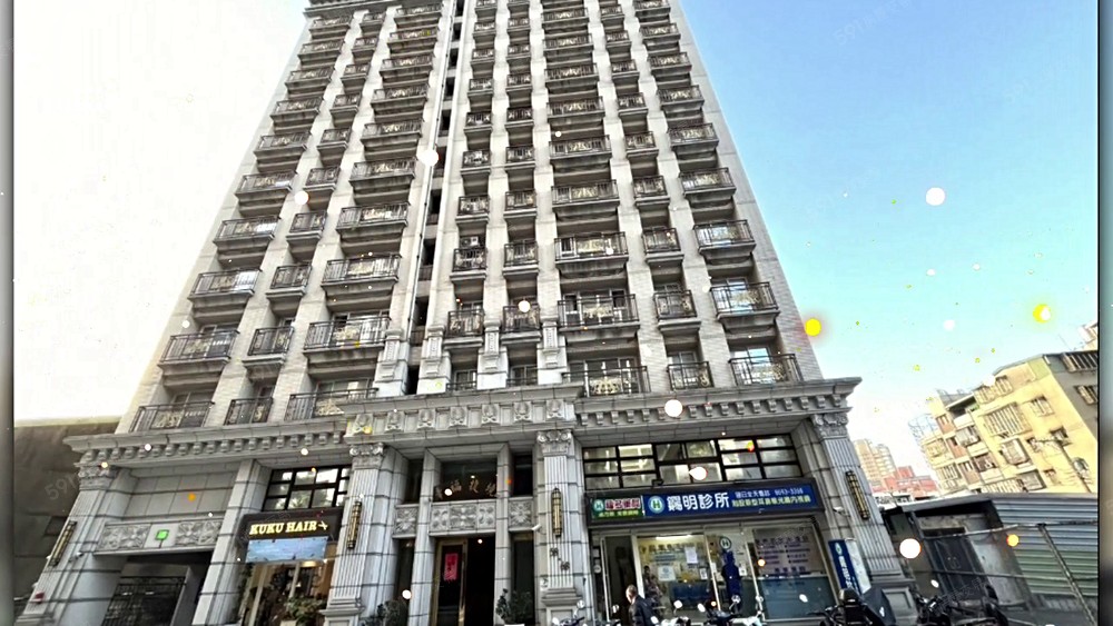 ♥️🍎🌷🍀幸福的電梯獨立套房~24小時警管~安心安全 - Image 1